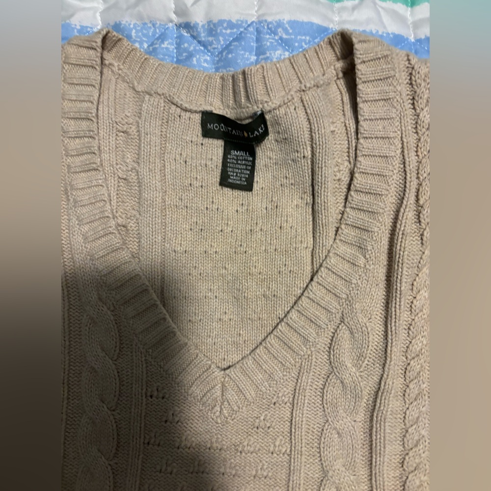 Holland & Holland Beige Cable Knit Sweater